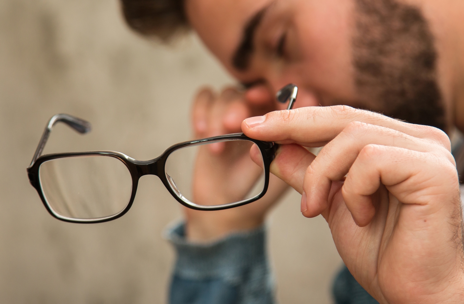 Can Wearing The Wrong Prescription Damage Your Eyes 